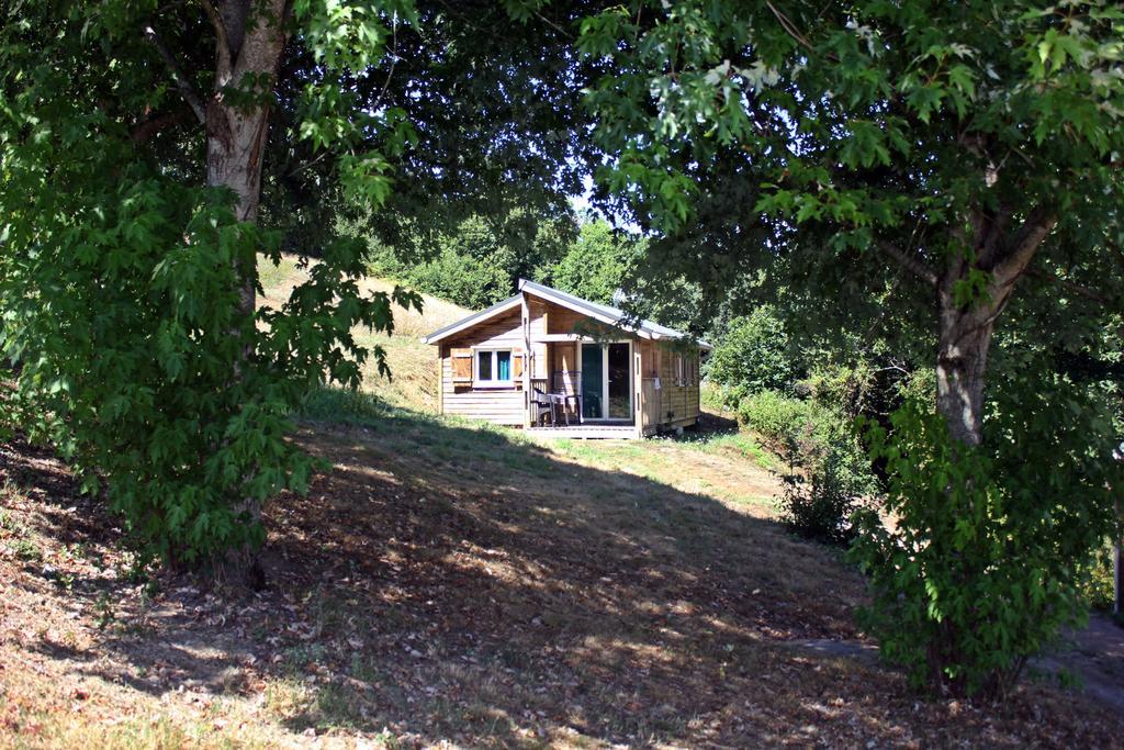 Camping Domaine Vallée du Tarn Saint-Cirgue Habitación foto