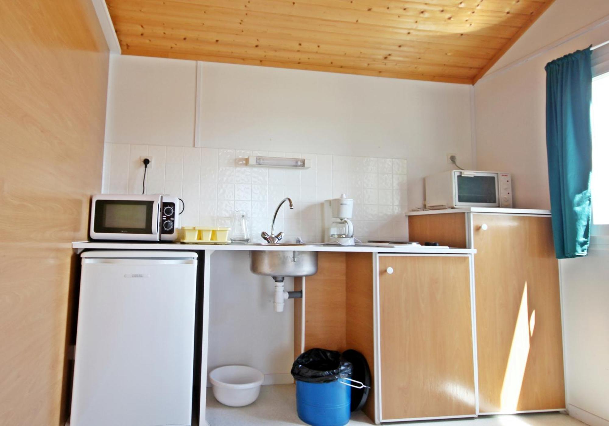 Camping Domaine Vallée du Tarn Saint-Cirgue Habitación foto